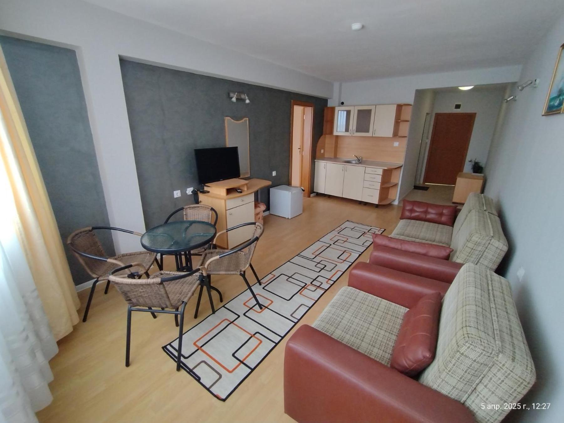 Family Hotel Coral Sozopol Extérieur photo
