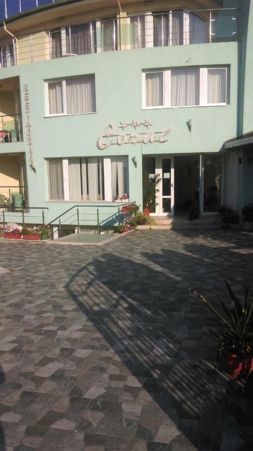 Family Hotel Coral Sozopol Extérieur photo